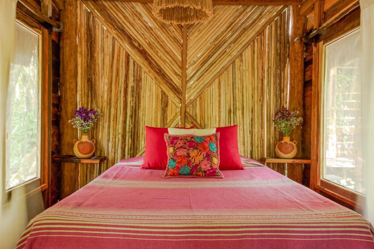 Madre Tierra Eco Habitat Guest House Пуерто Морелос Екстериор снимка