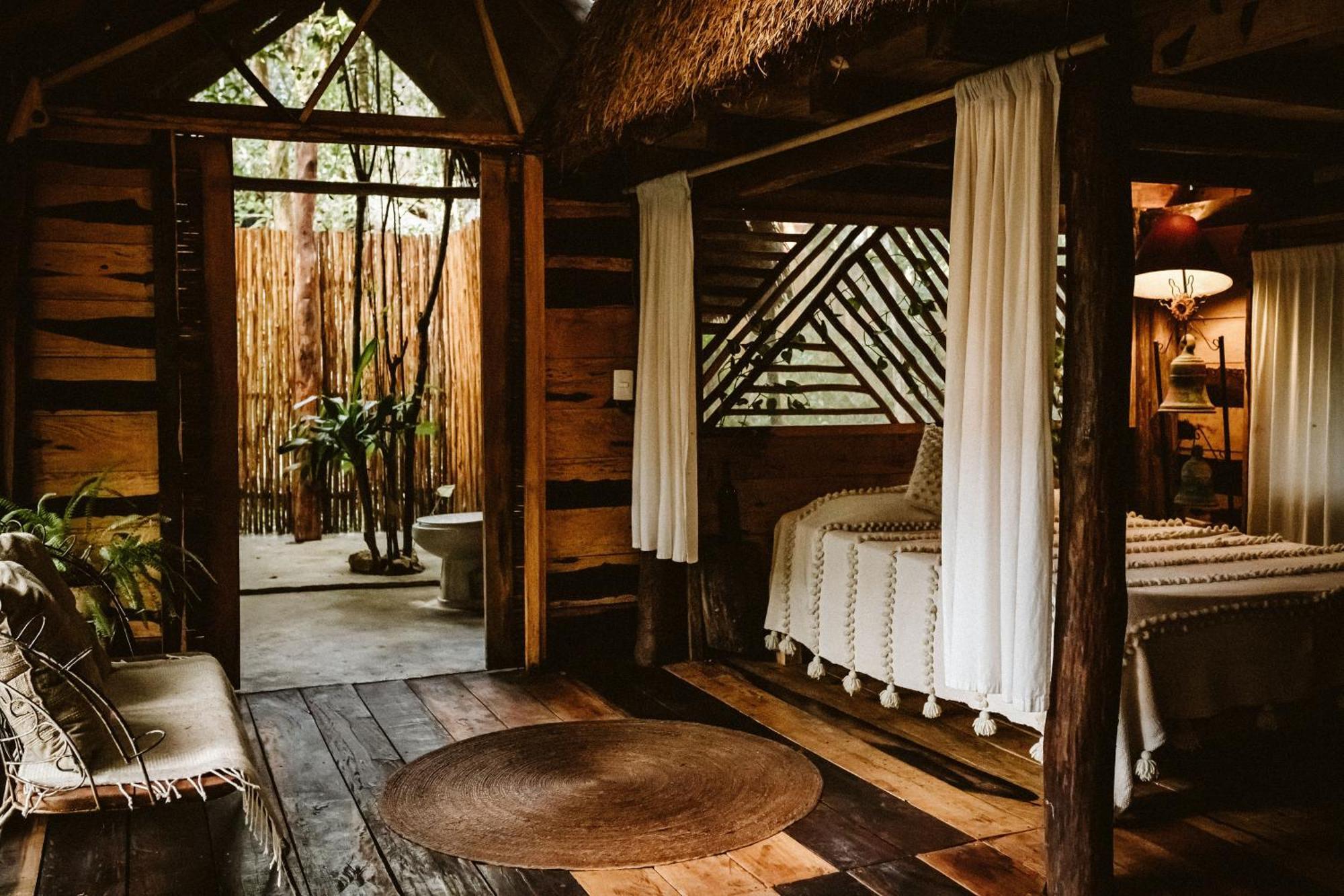 Madre Tierra Eco Habitat Guest House Пуерто Морелос Екстериор снимка