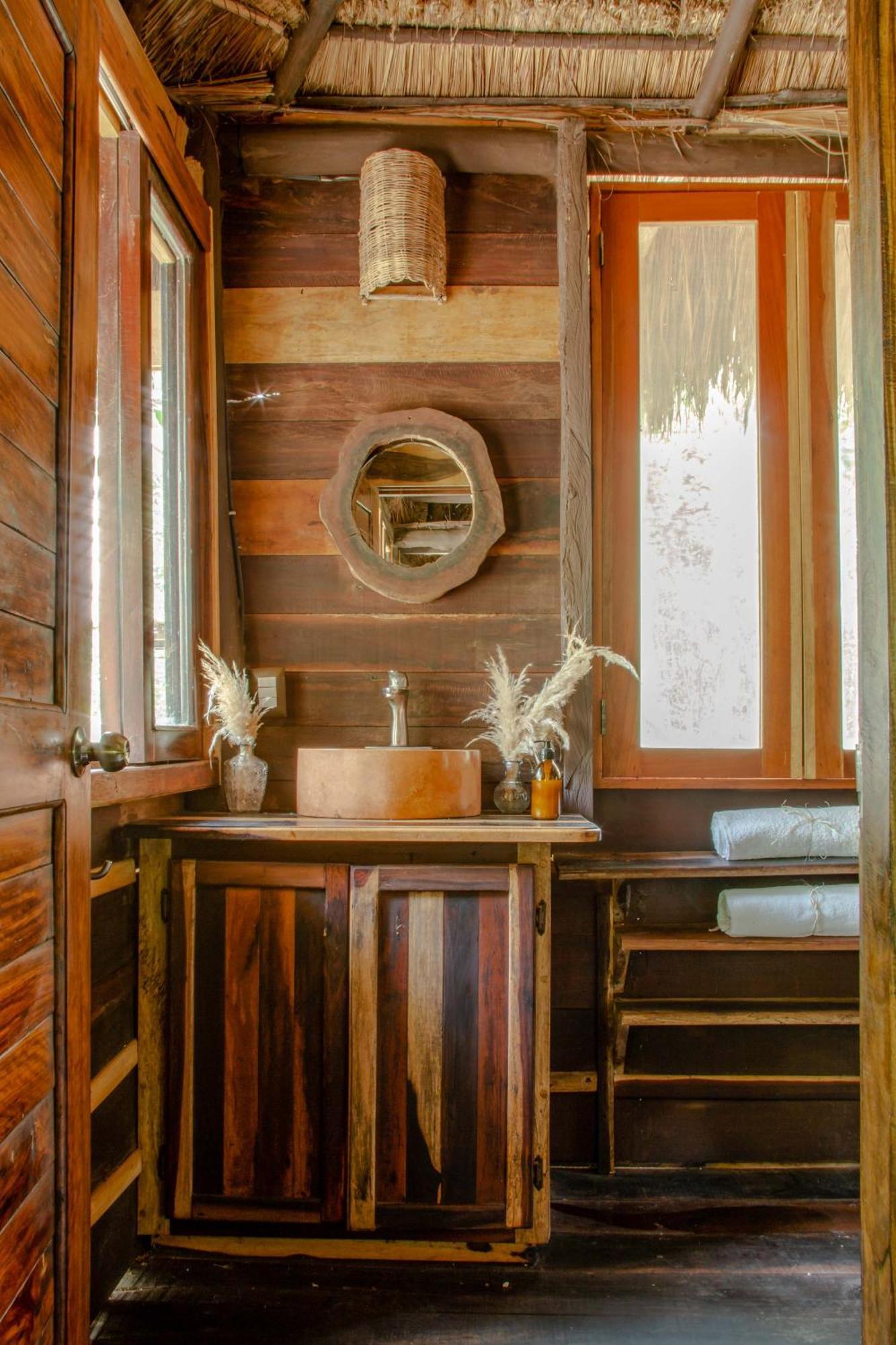 Madre Tierra Eco Habitat Guest House Пуерто Морелос Екстериор снимка