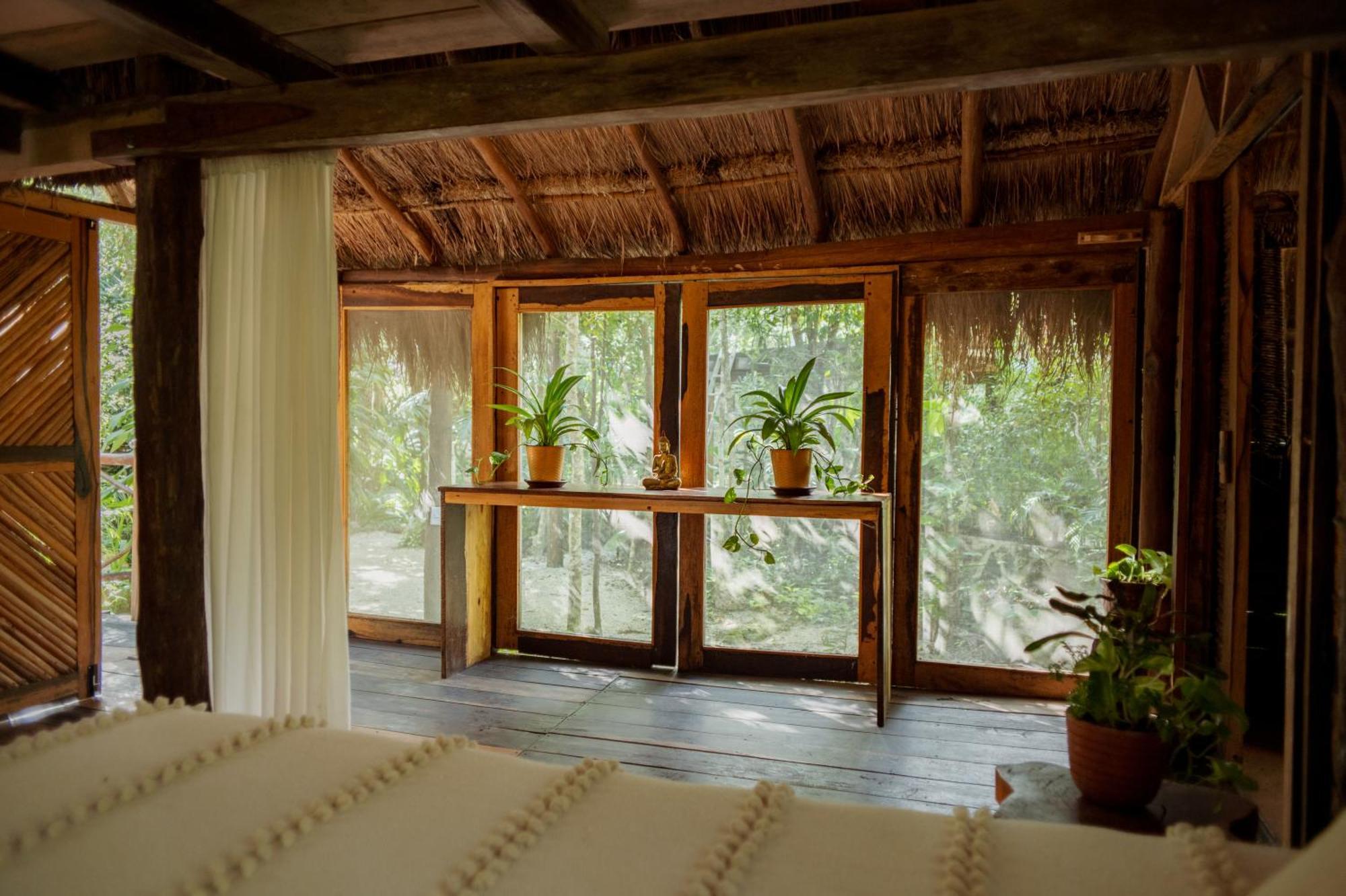 Madre Tierra Eco Habitat Guest House Пуерто Морелос Екстериор снимка