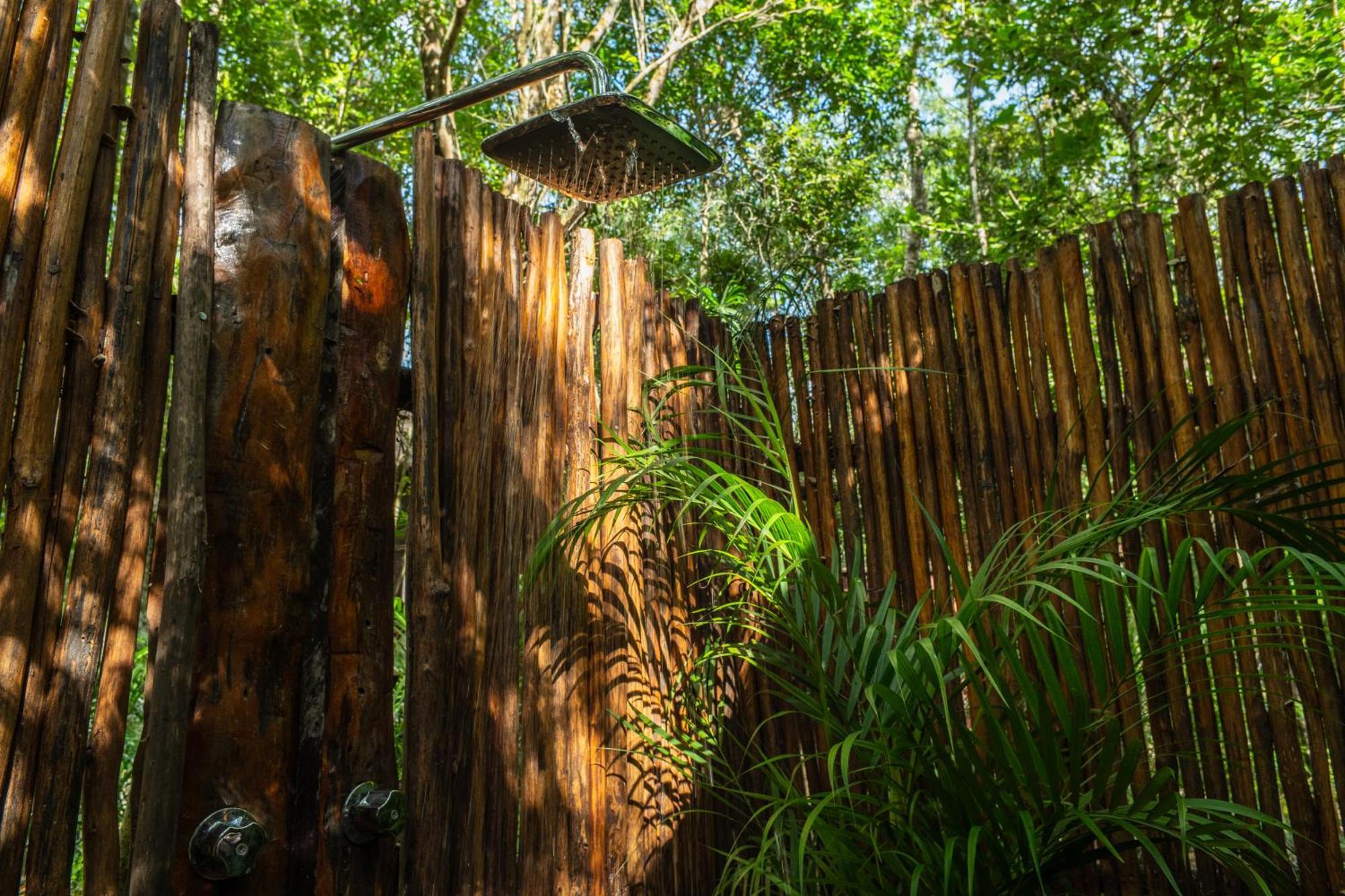 Madre Tierra Eco Habitat Guest House Пуерто Морелос Екстериор снимка