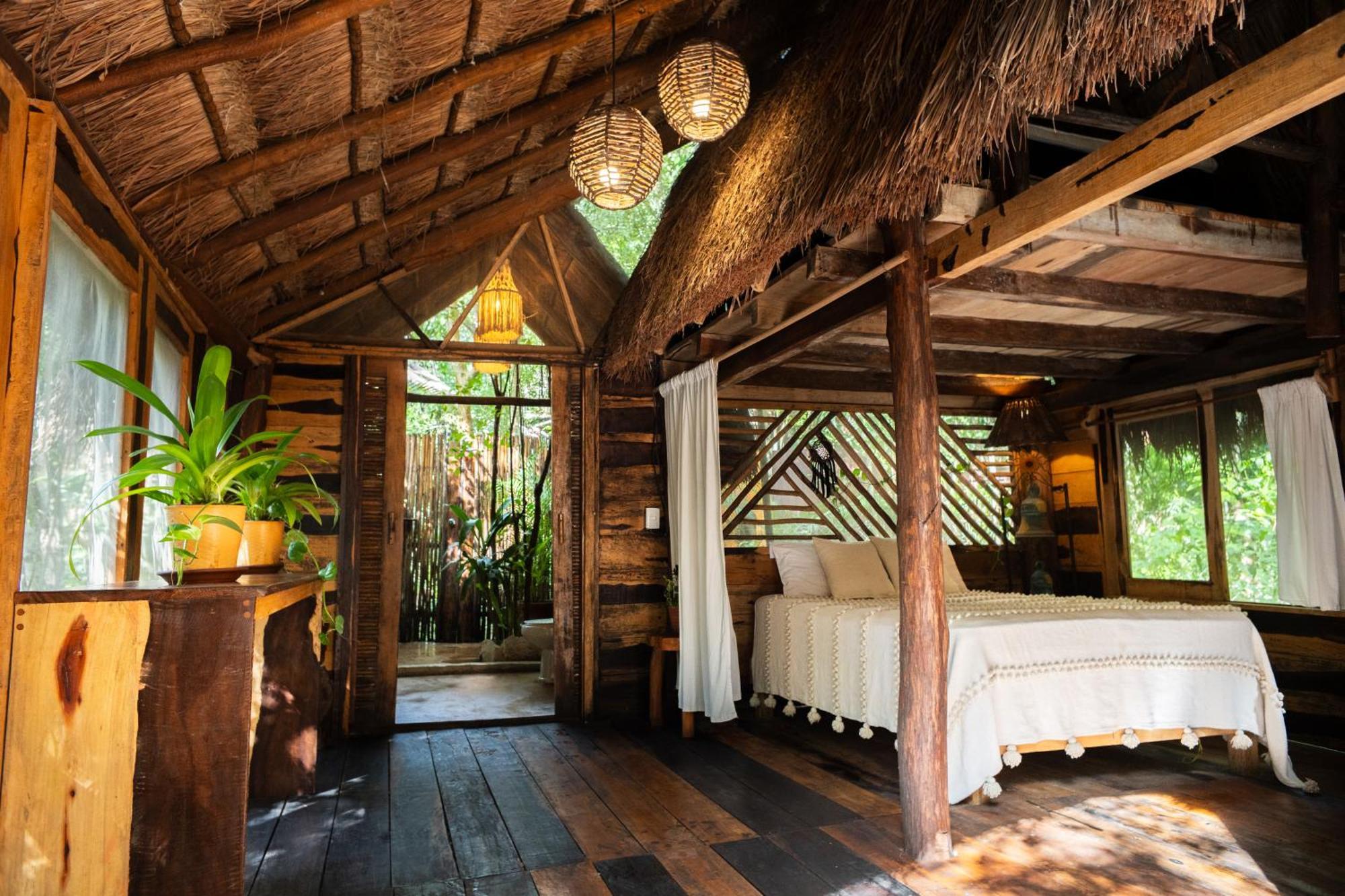 Madre Tierra Eco Habitat Guest House Пуерто Морелос Екстериор снимка