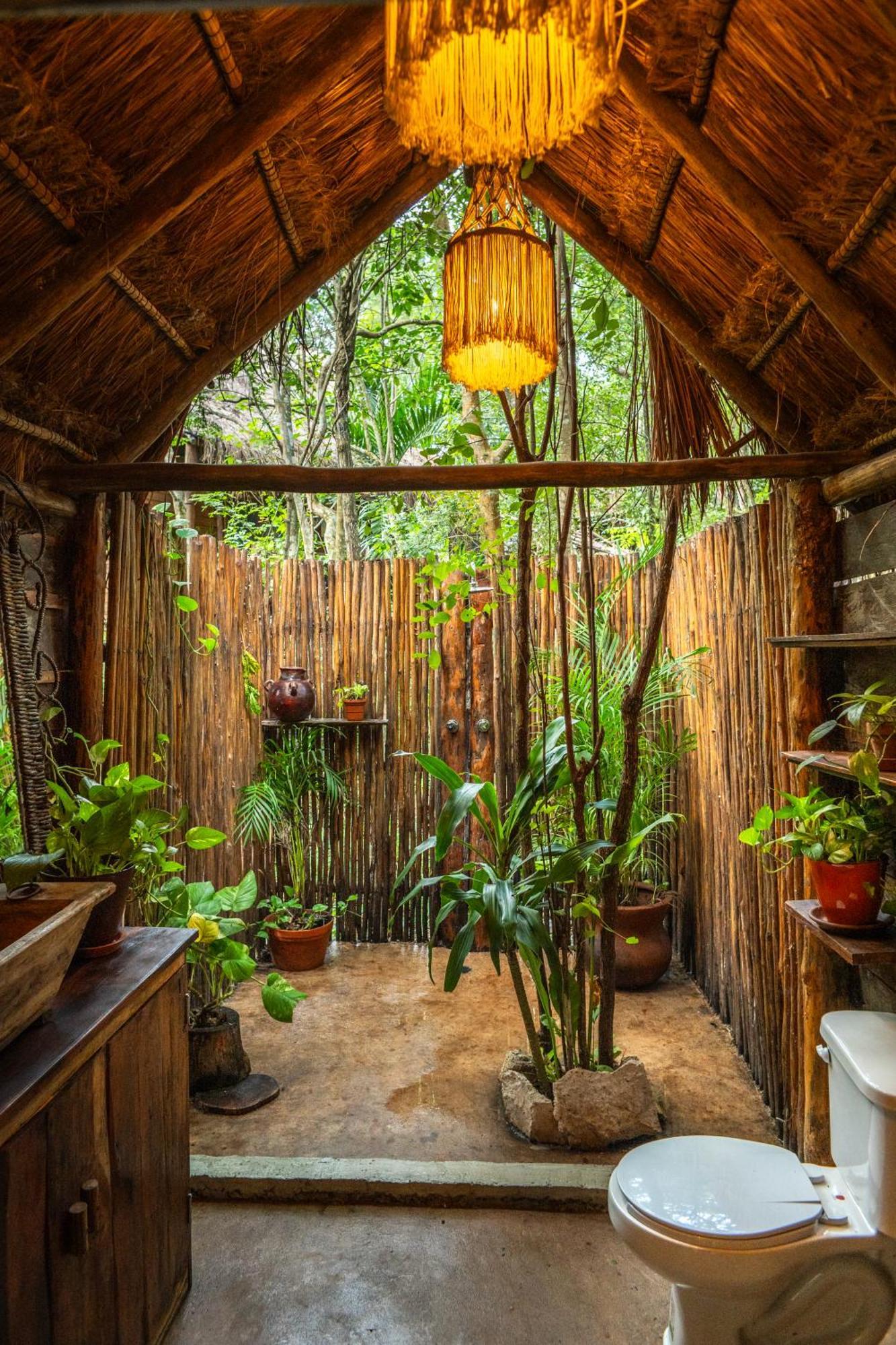 Madre Tierra Eco Habitat Guest House Пуерто Морелос Екстериор снимка